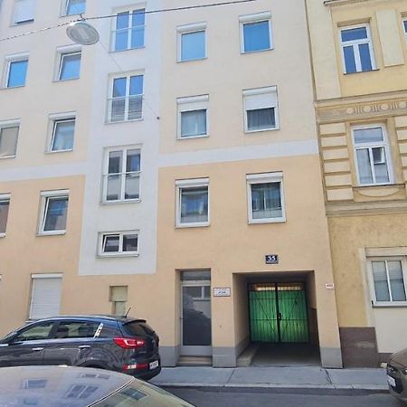 Quiet & Stylish Apartment In Vienna For 4 Guests Exteriör bild